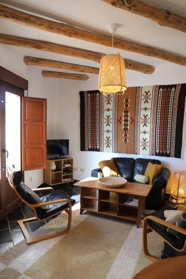 Casa Corasol, A Cozy, Comfy, 2Br House- Panoramic View And Rooftop Canar Екстериор снимка